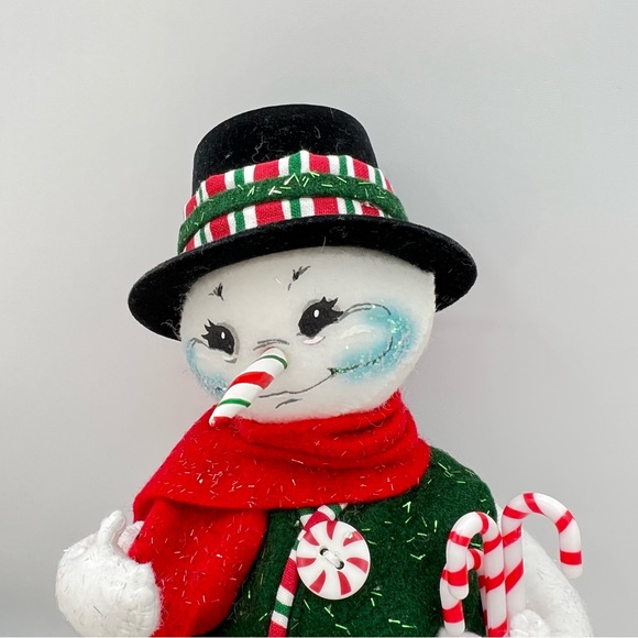 Annalee 2005 Candy Cane Snowman 10.5" - Picture 3 of 15